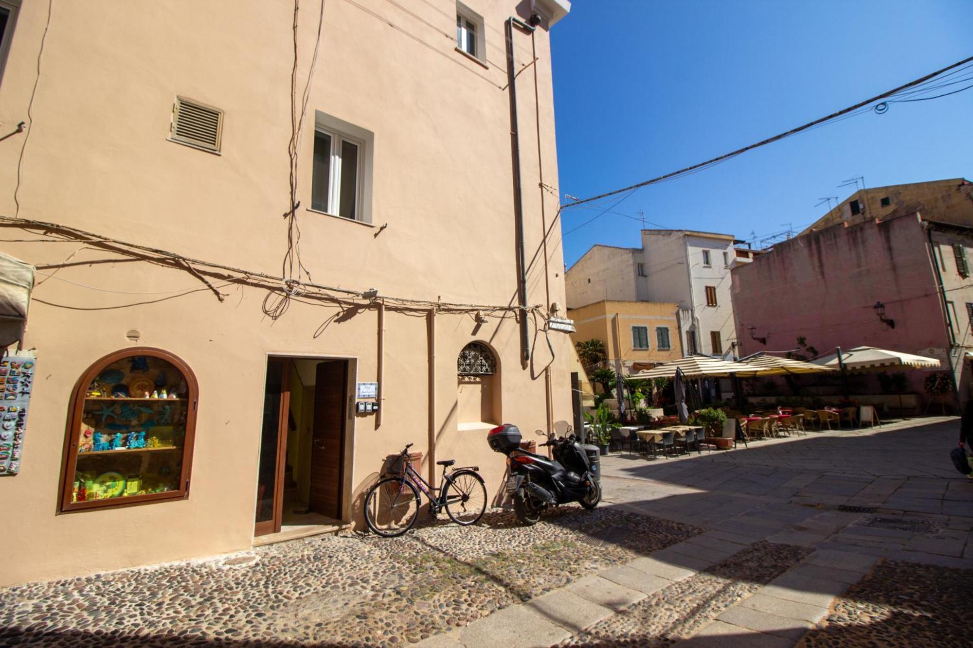 Appartamento In Centro Alghero Luaran gambar